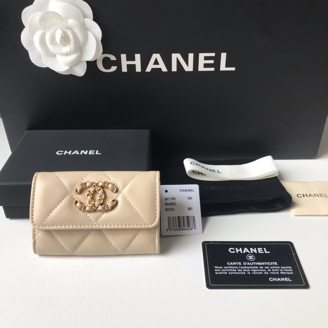 芸能人愛用Chanel シャネル 実物の写真 N品スーパーコピー財布代引き対応国内発送後払い安全必ず届く優良サイト